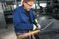 Bosch GWS 18V-10 18V Li-Ion Accu Haakse Slijper Body - 125mm - Koolborstelloos -Bosch Winkel 20be3c4bddc39511aa46b20b08eb3554