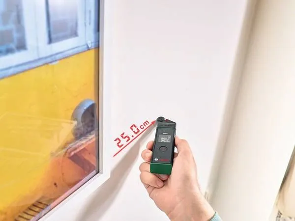 Bosch Home And Garden Zamo III Laserafstandsmeter - 20m - 0603672700 2 Bosch Home And Garden Zamo III Laserafstandsmeter - 20m - 0603672700 - Image 2