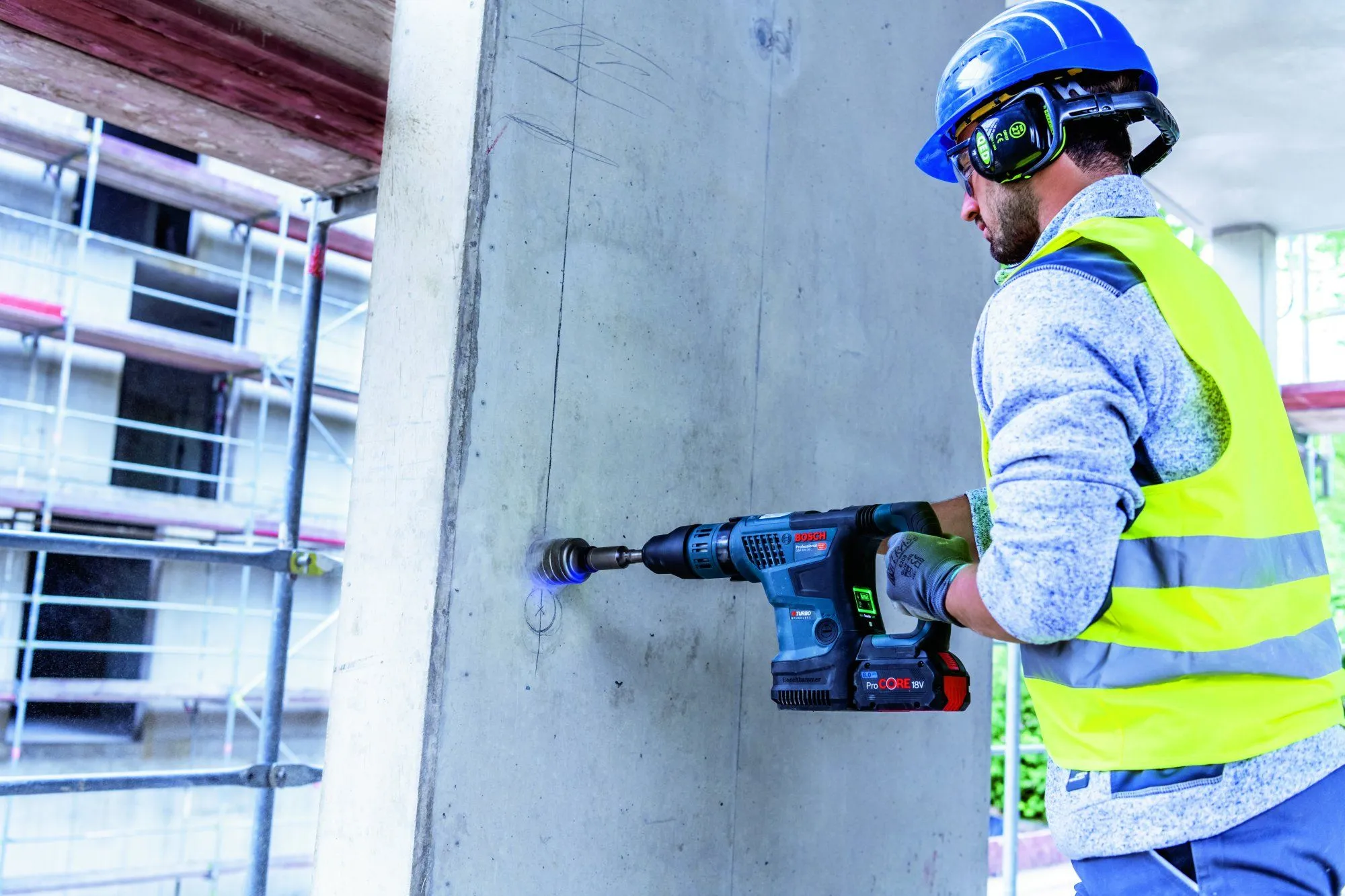 Bosch GBH 18V-36 C 18V Li-Ion Accu BiTurbo SDS-Max Boorhamer Set (2x 5,5Ah) In Koffer - 7J - Koolborstelloos - 0611915003 4 Bosch GBH 18V-36 C 18V Li-Ion Accu BiTurbo SDS-Max Boorhamer Set (2x 5,5Ah) In Koffer - 7J - Koolborstelloos - 0611915003 - Image 4